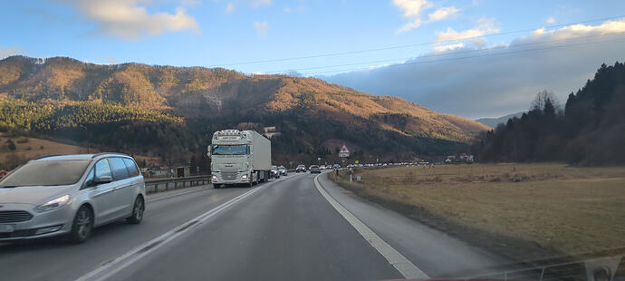 2025-12-28-14-52-23-789